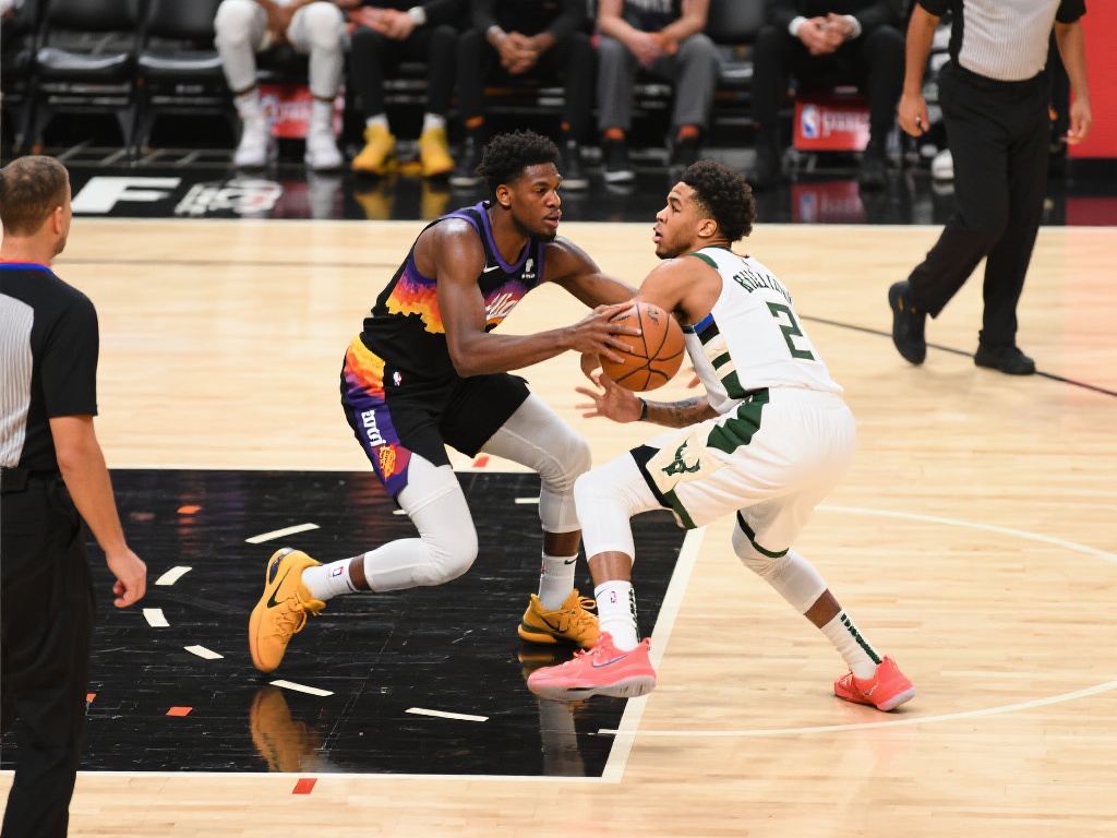 进攻与防守博弈：经典案例解析
类似的判